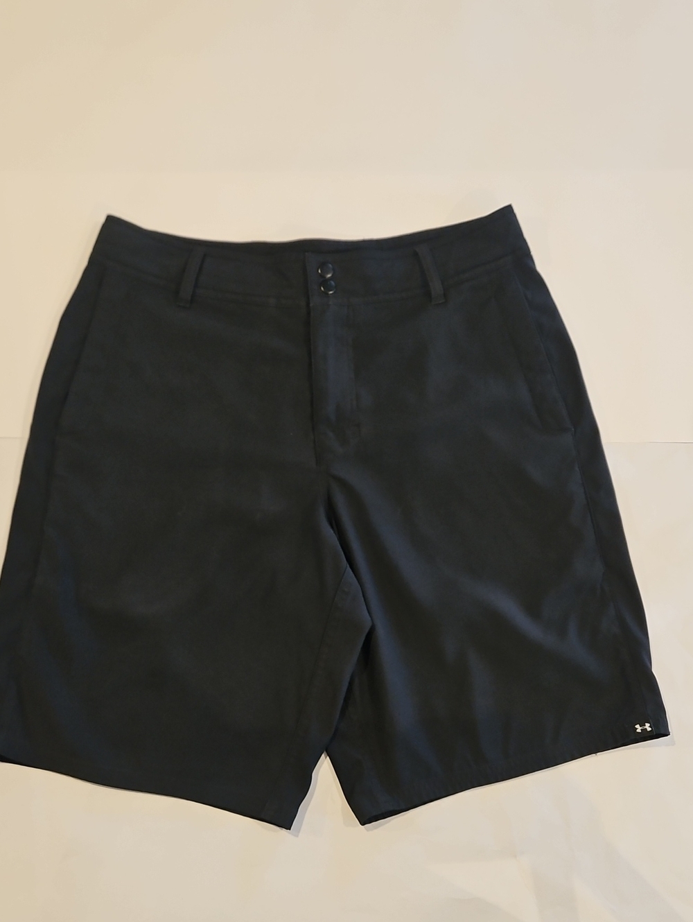 Under Armour Men's Black Athletic Flat Front Shorts